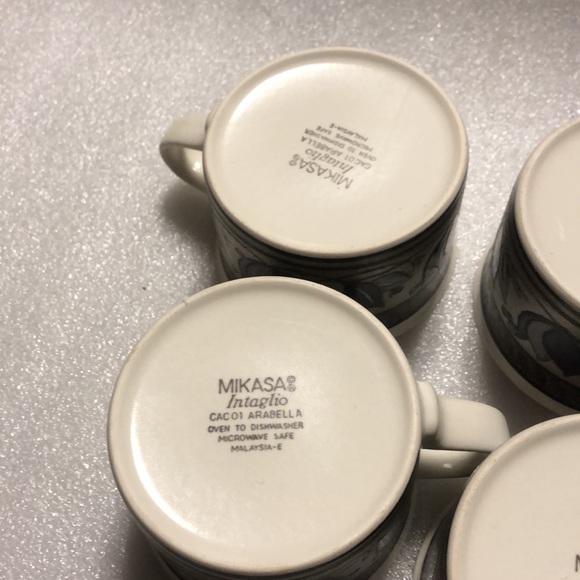 Mikasa Intaglio Arabella Cups Mugs - Set of 4 Cups - Picture 7 of 11